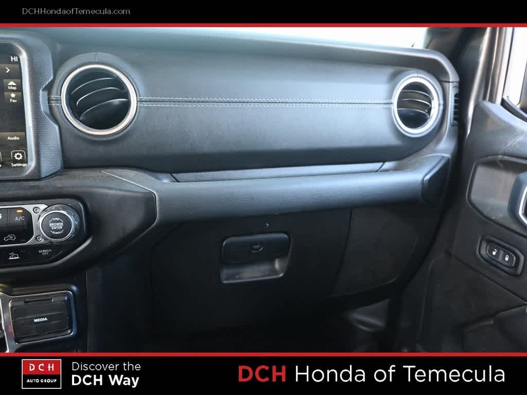 Thumbnail: 2021 Jeep Wrangler - 13