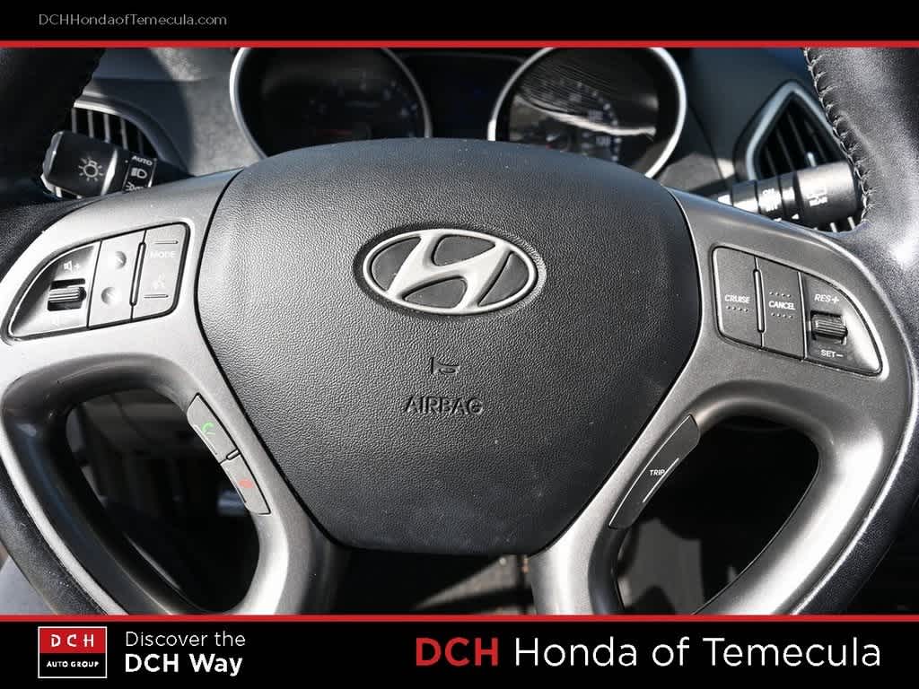 Thumbnail: 2015 Hyundai Tucson - 9