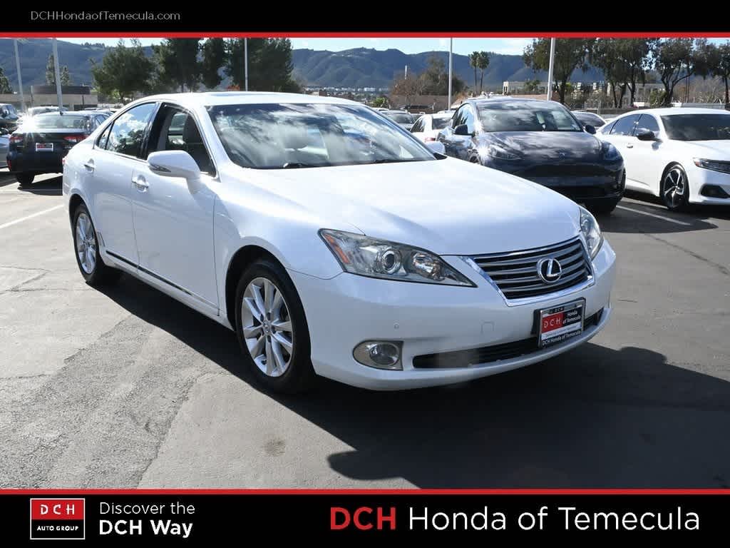 Thumbnail: 2011 Lexus ES - 3