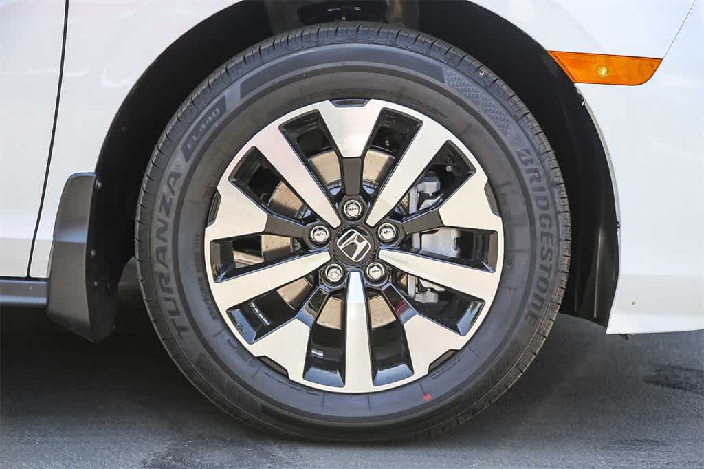 Thumbnail: 2026 Honda Odyssey - 8