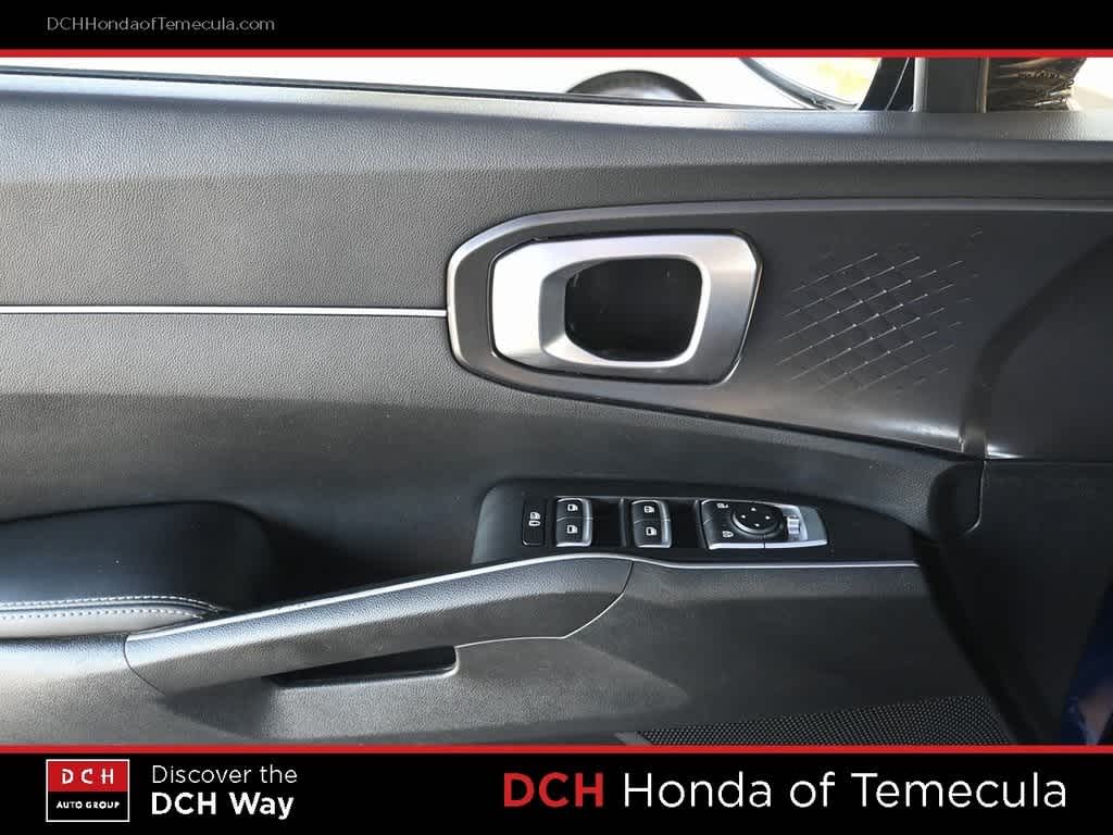 Thumbnail: 2021 Kia Sorento - 16