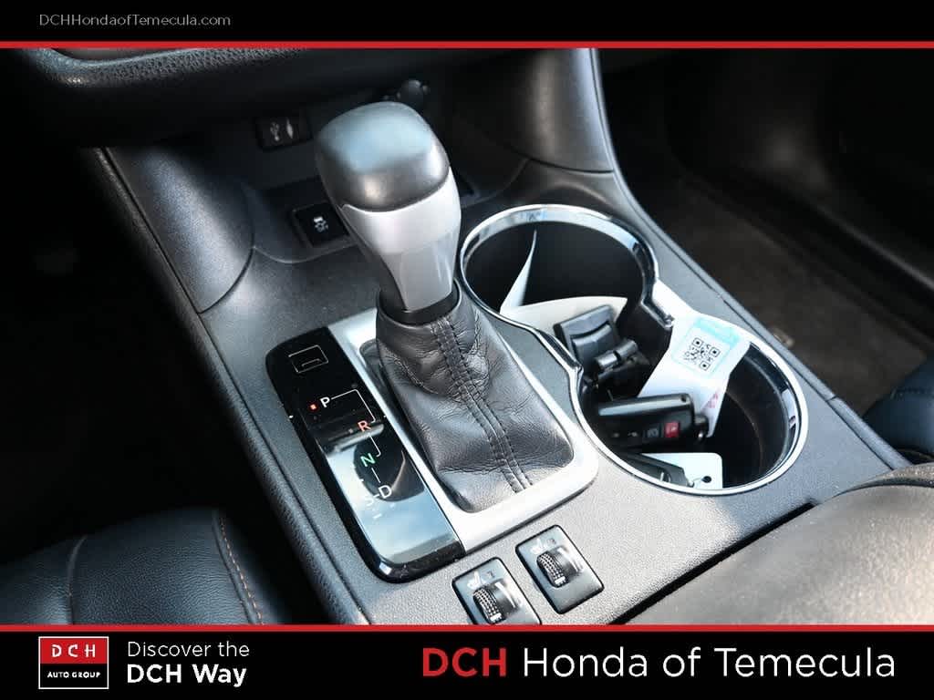 Thumbnail: 2015 Toyota Highlander - 11