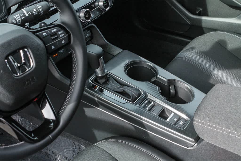 2025 Honda Civic Sport 19