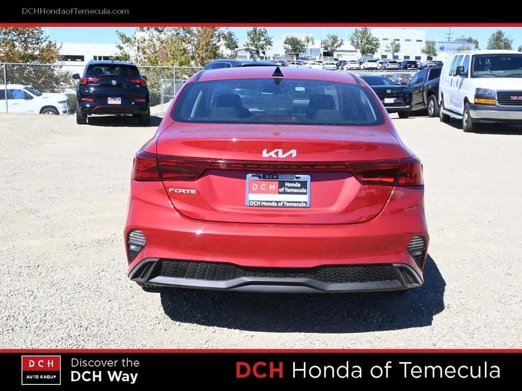 Thumbnail: 2022 Kia Forte - 6
