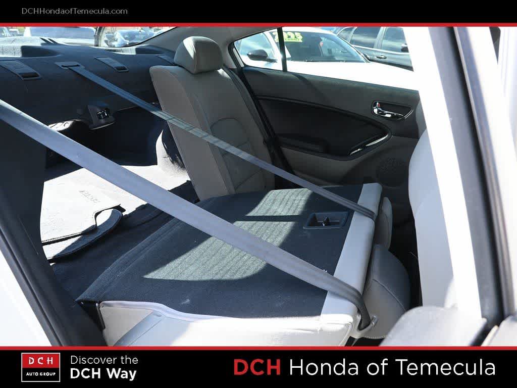 Thumbnail: 2014 Kia Forte - 21