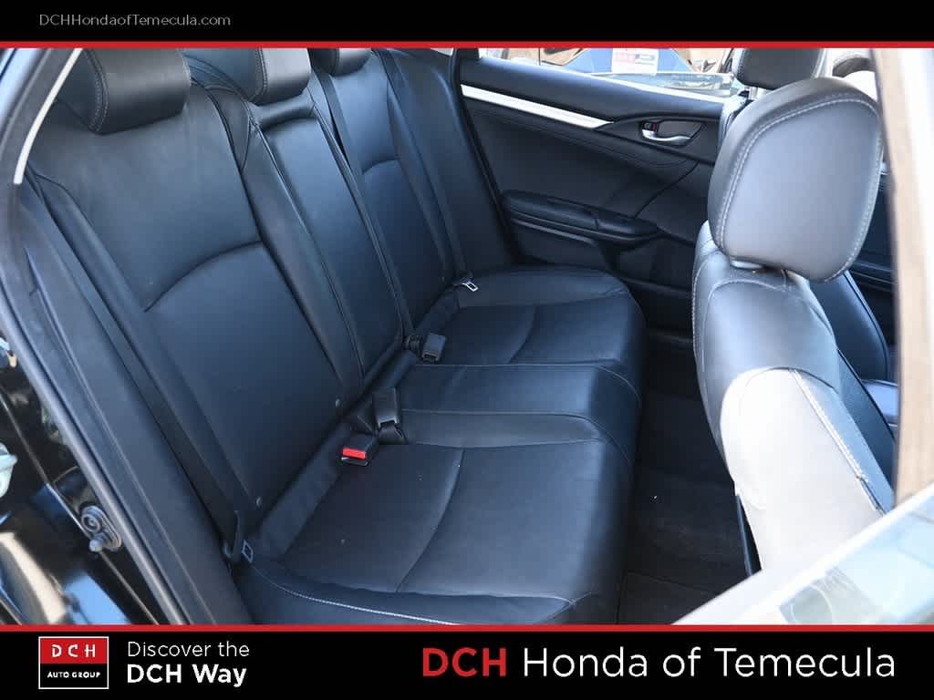 2016 Honda Civic Touring 19