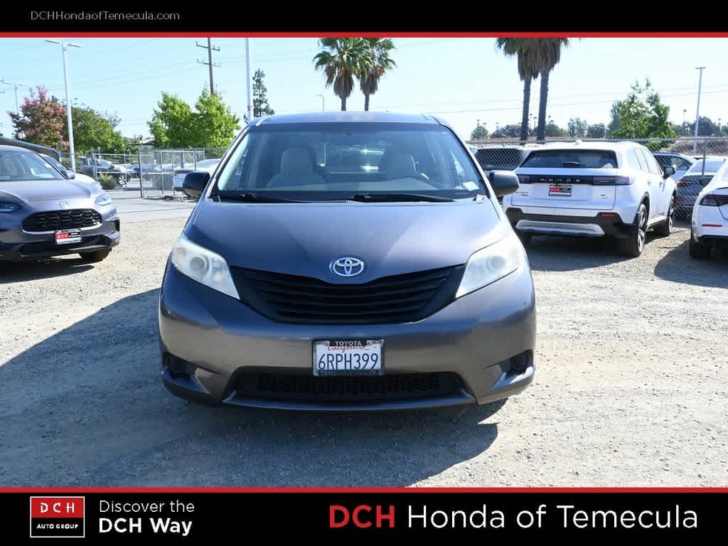 Thumbnail: 2011 Toyota Sienna - 2