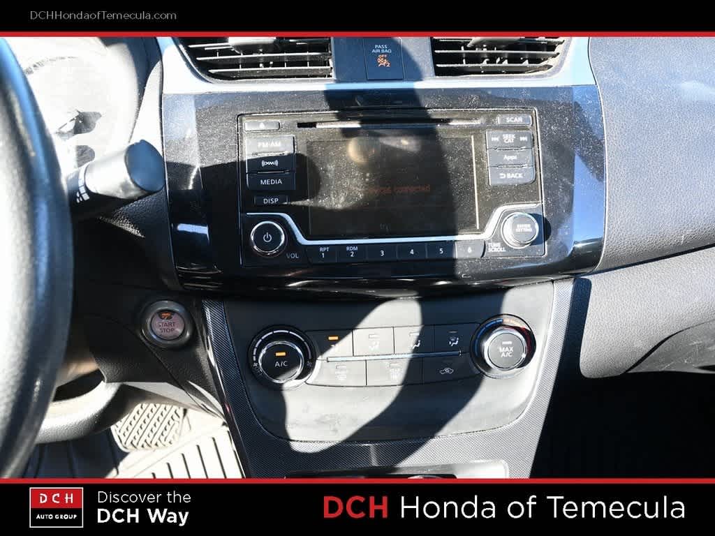 Thumbnail: 2016 Nissan Sentra - 12