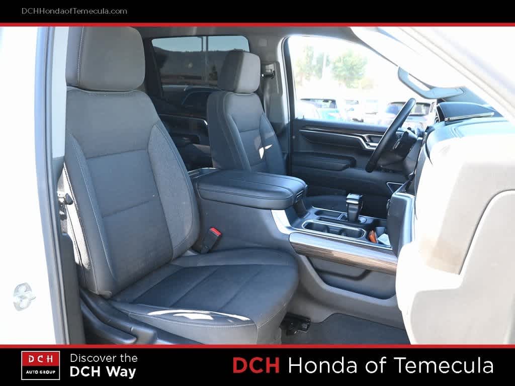 Thumbnail: 2023 Chevrolet Silverado 1500 - 21