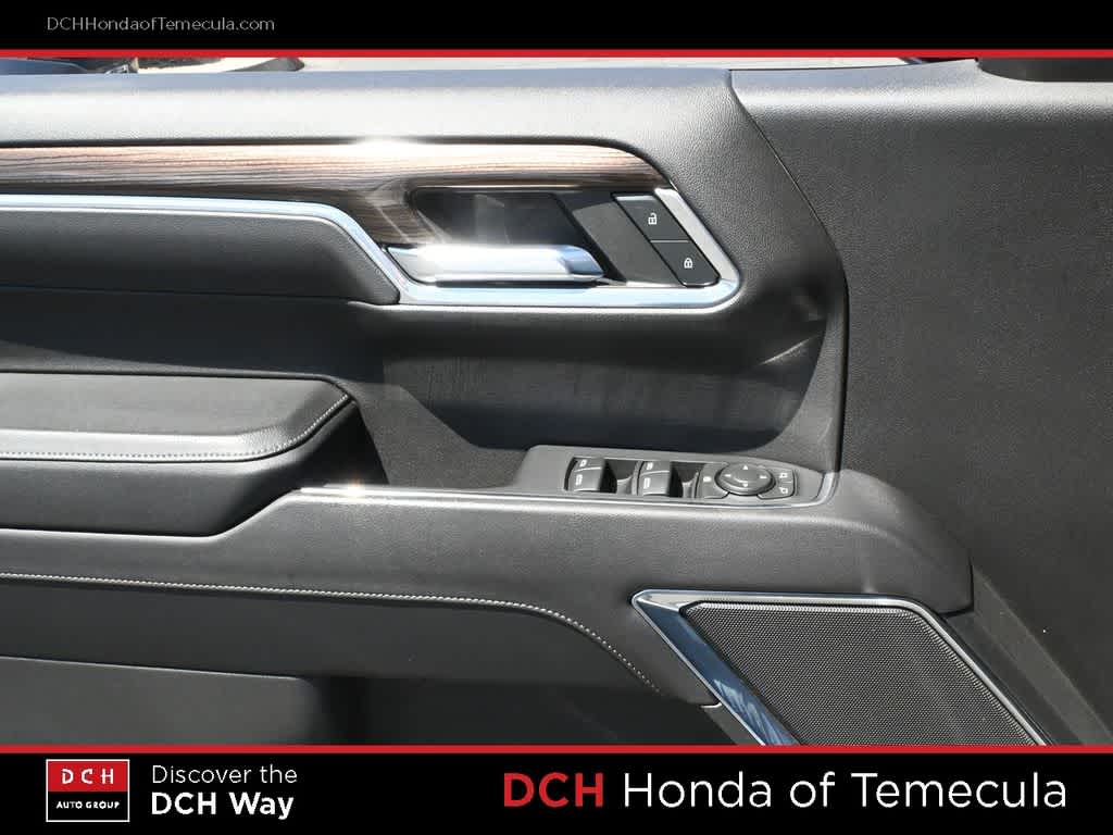 Thumbnail: 2023 Chevrolet Silverado 1500 - 17