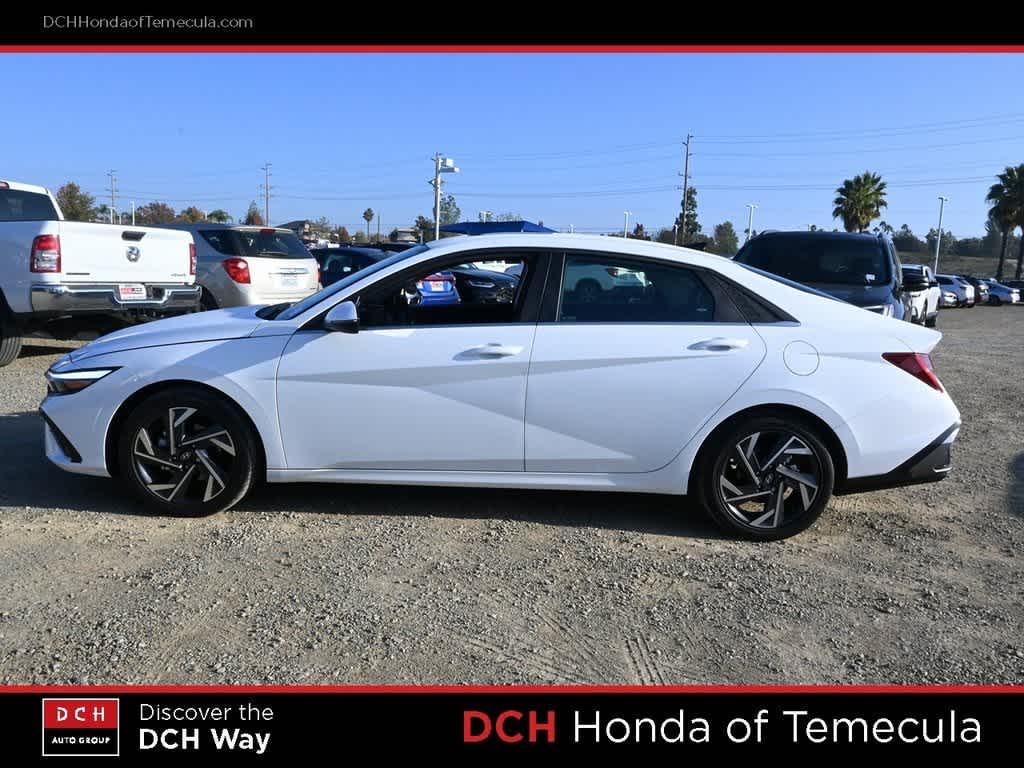 Thumbnail: 2025 Hyundai Elantra - 4