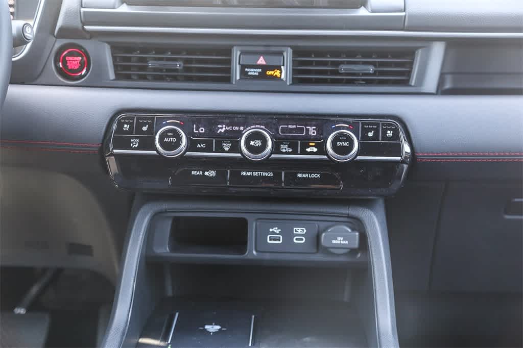 Thumbnail: 2025 Honda Pilot - 15