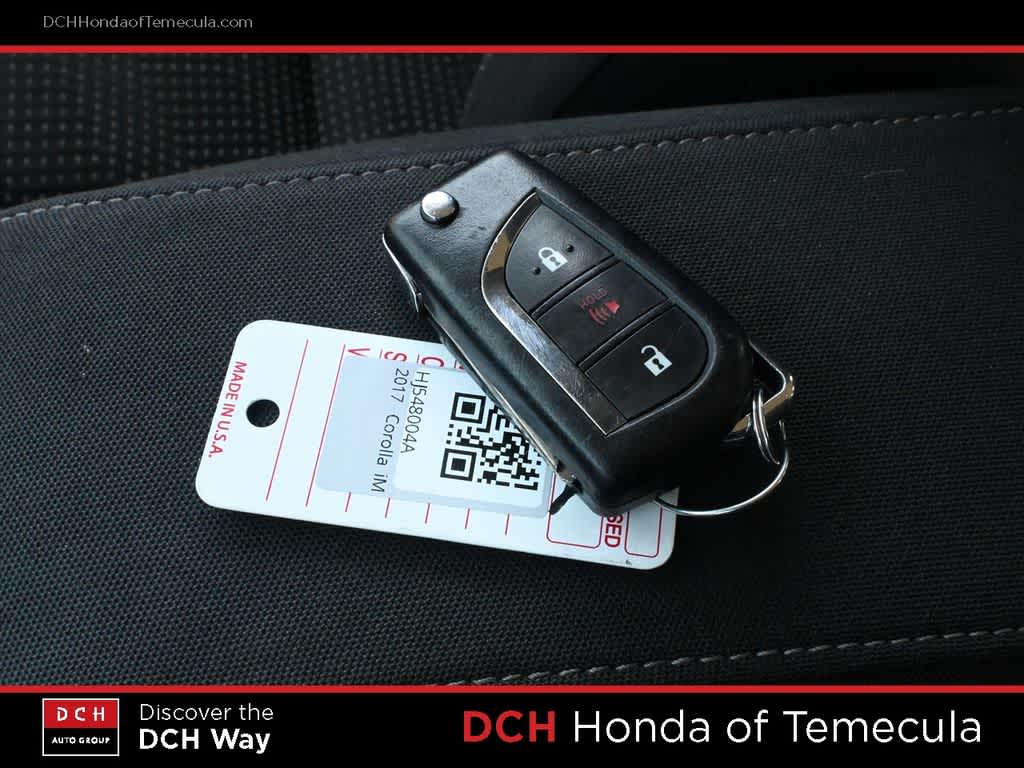 Thumbnail: 2017 Toyota Corolla iM - 15