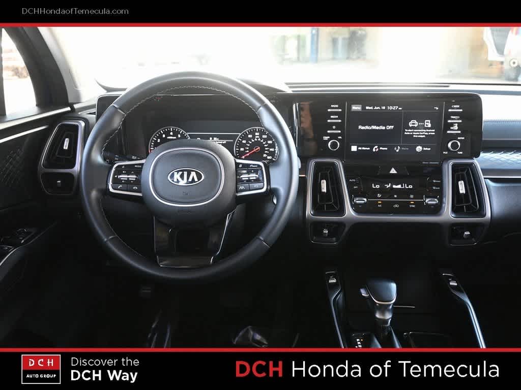 Thumbnail: 2021 Kia Sorento - 8