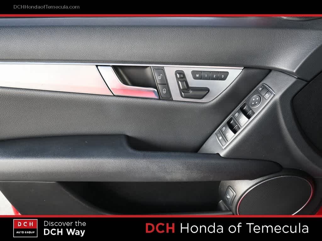 Thumbnail: 2012 Mercedes-Benz C-Class - 15