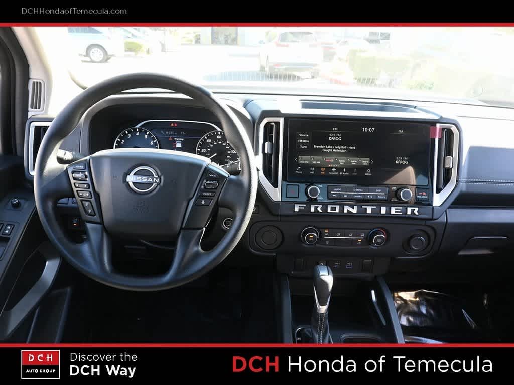 Thumbnail: 2025 Nissan Frontier - 8