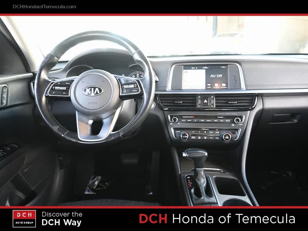 Thumbnail: 2020 Kia Optima - 8