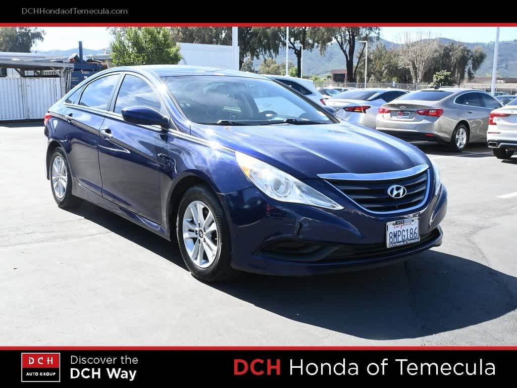 Thumbnail: 2014 Hyundai Sonata - 3