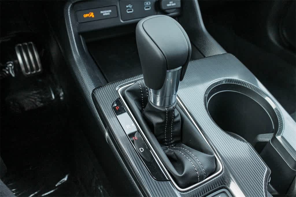 2025 Honda Civic Sport 23