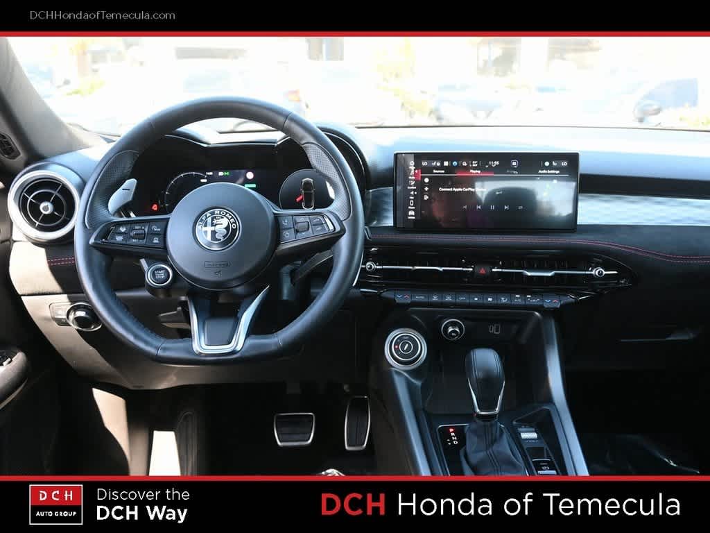 Thumbnail: 2024 Alfa Romeo Tonale - 8