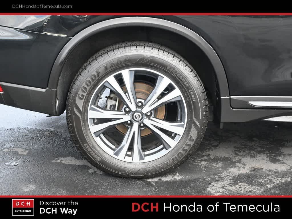 Thumbnail: 2018 Nissan Rogue - 23