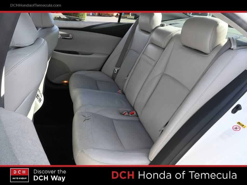 Thumbnail: 2011 Lexus ES - 19