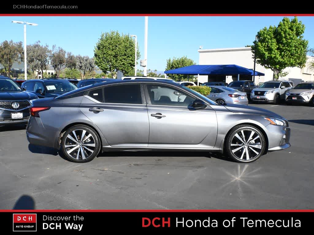 Thumbnail: 2022 Nissan Altima - 5