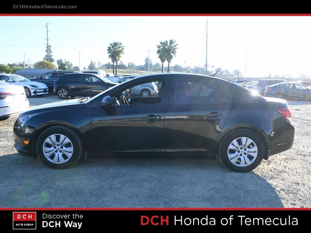 Thumbnail: 2013 Chevrolet Cruze - 4