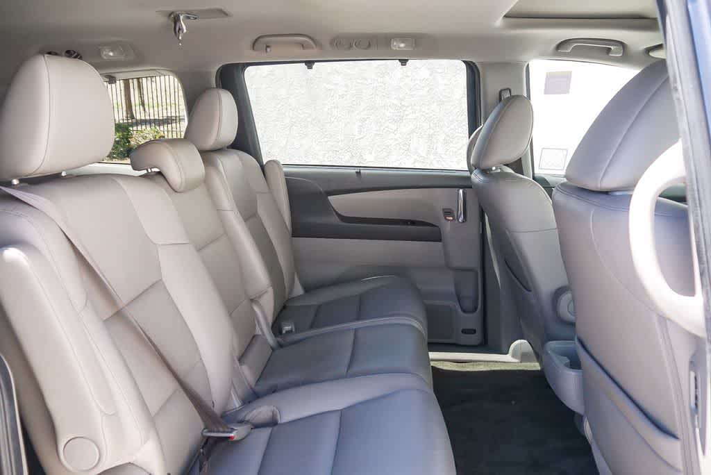 Thumbnail: 2015 Honda Odyssey - 16