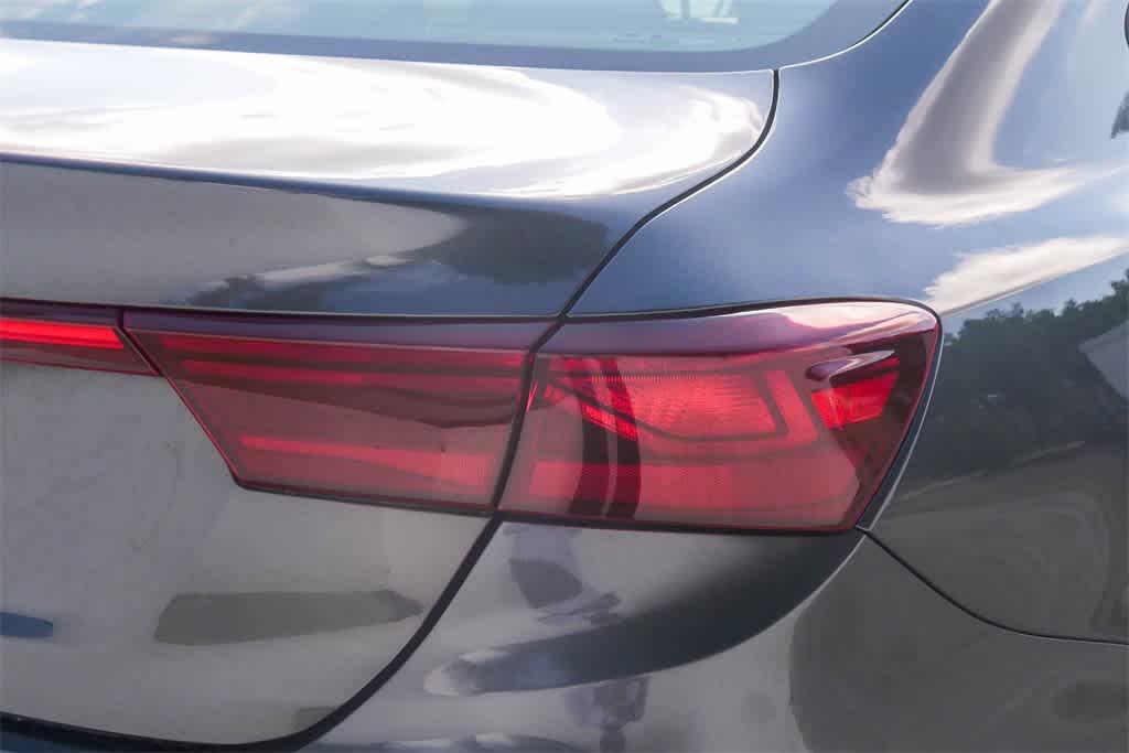 Thumbnail: 2021 Kia Forte - 10