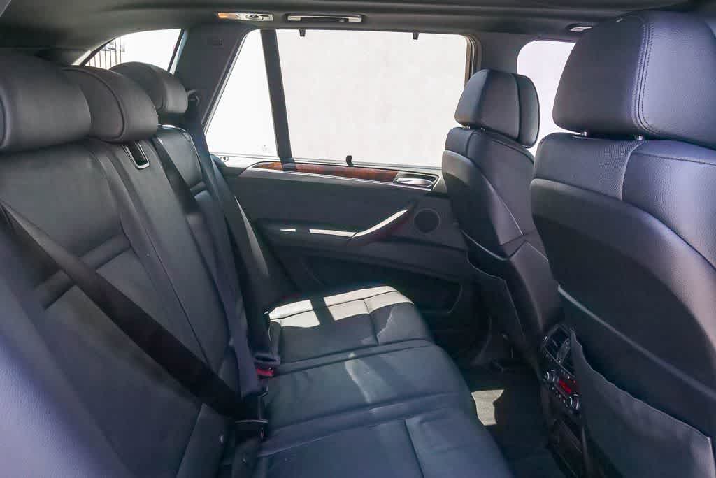 Thumbnail: 2012 BMW X5 - 15