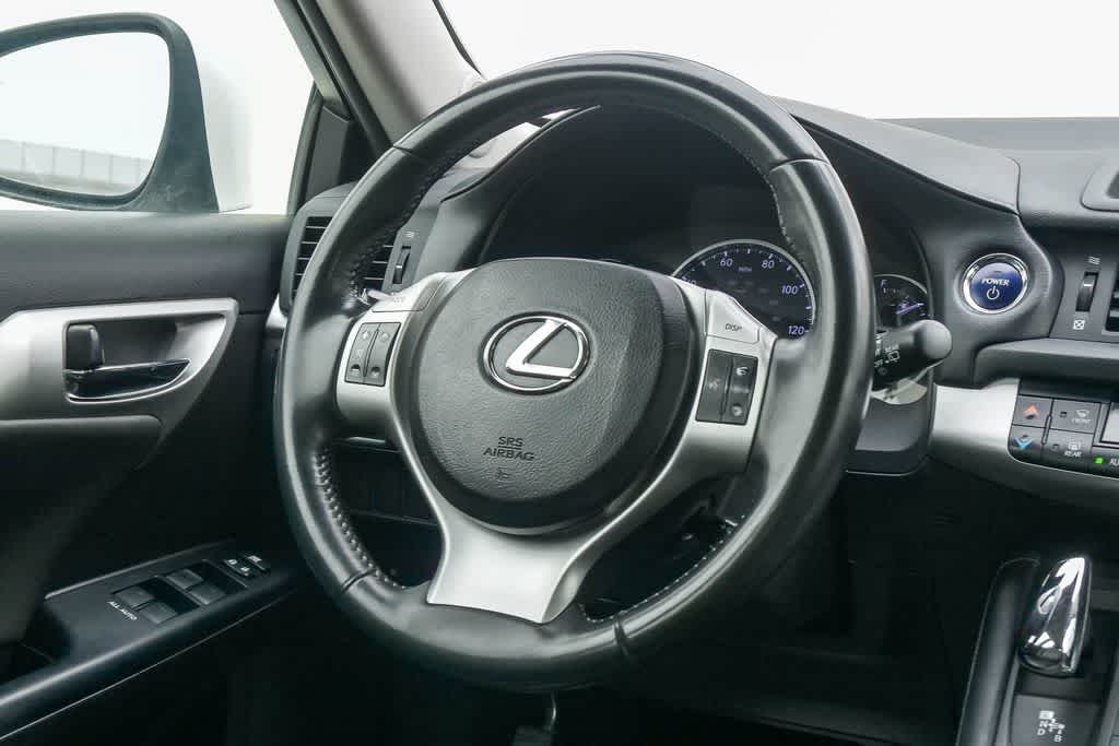 Thumbnail: 2013 Lexus CT - 14