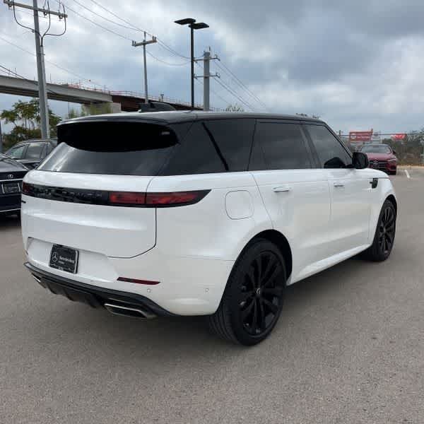 Thumbnail: 2025 Land Rover Range Rover Sport - 21