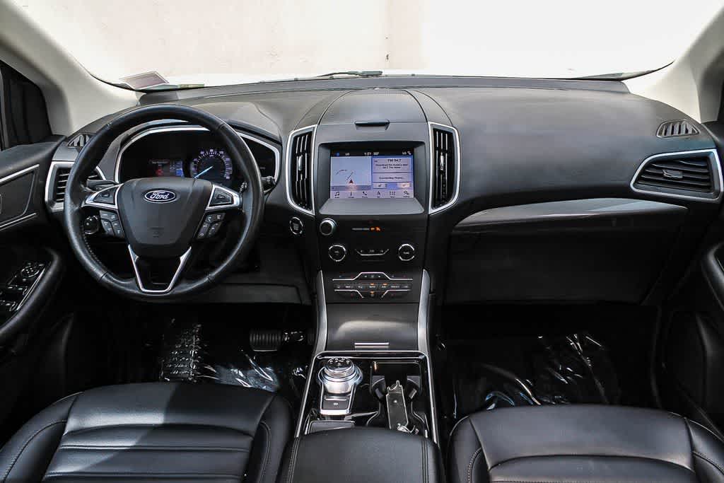 Thumbnail: 2019 Ford Edge - 11