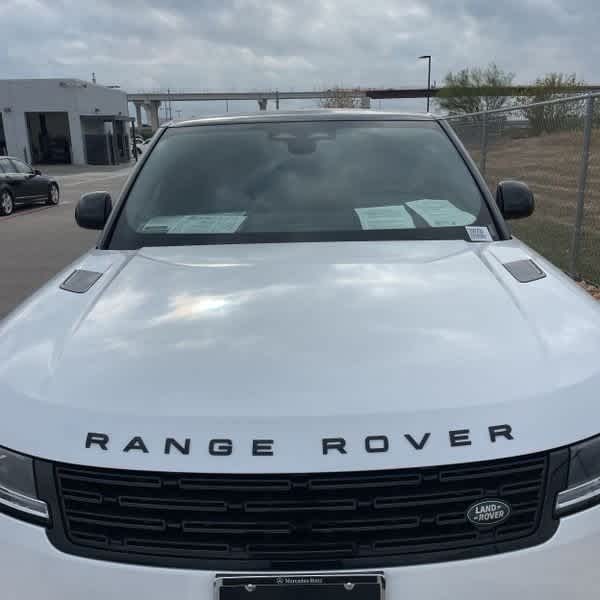 Thumbnail: 2025 Land Rover Range Rover Sport - 22