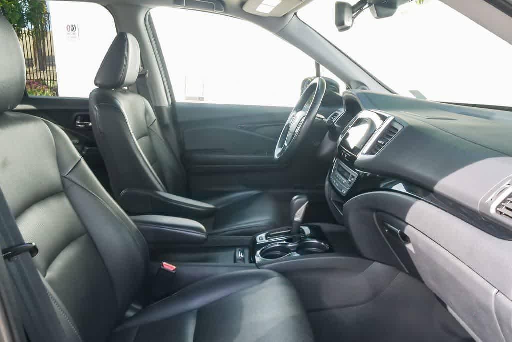 Thumbnail: 2018 Honda Ridgeline - 17