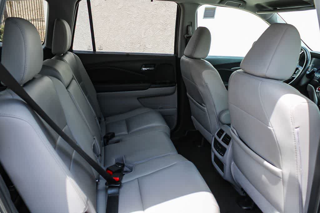 Thumbnail: 2021 Honda Pilot - 14