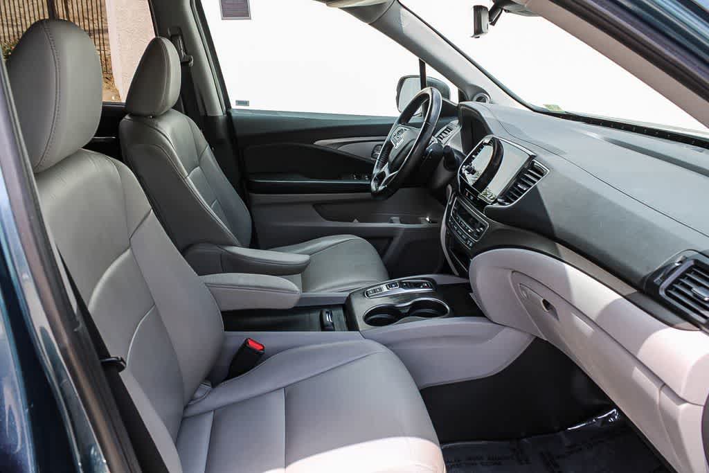 Thumbnail: 2021 Honda Pilot - 15