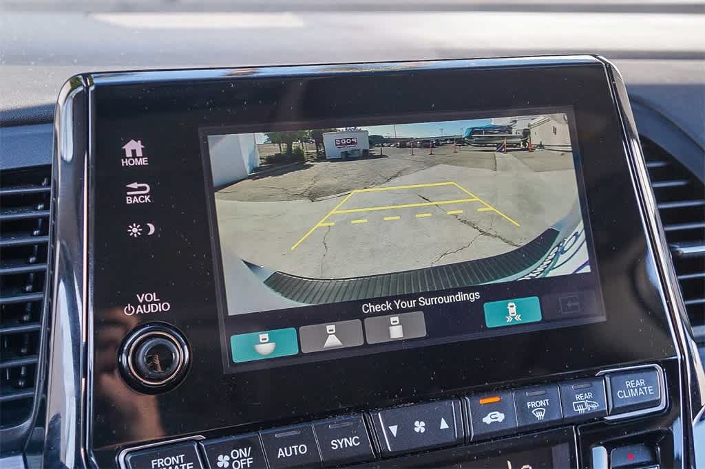 Thumbnail: 2023 Honda Odyssey - 26