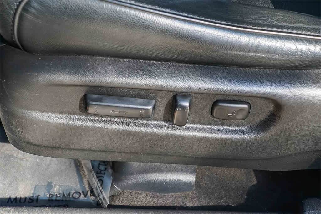 Thumbnail: 2019 Honda Pilot - 24