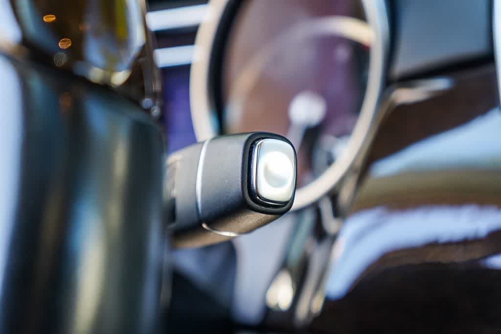 Thumbnail: 2014 Mercedes-Benz GL-Class - 25