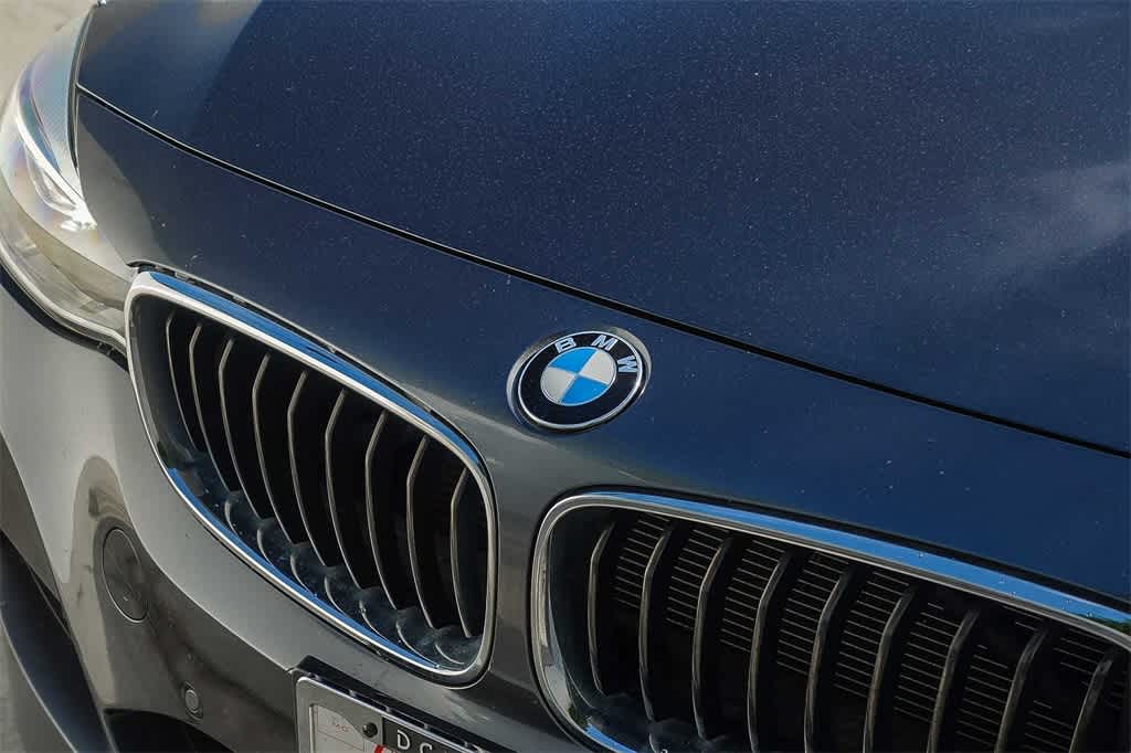 Thumbnail: 2016 BMW 3 Series - 9