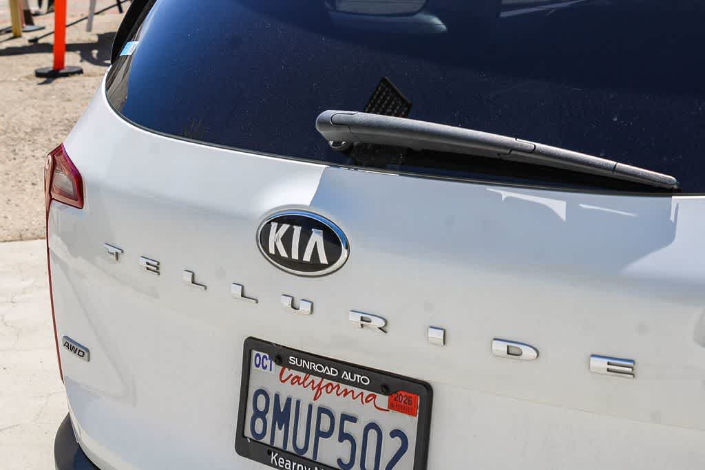 Thumbnail: 2020 Kia Telluride - 11