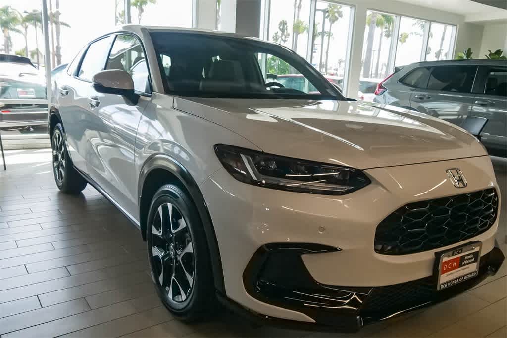 2026 Honda HR-V EX-L photo 2