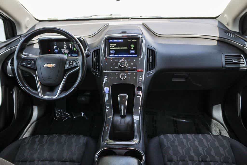Thumbnail: 2015 Chevrolet Volt - 12