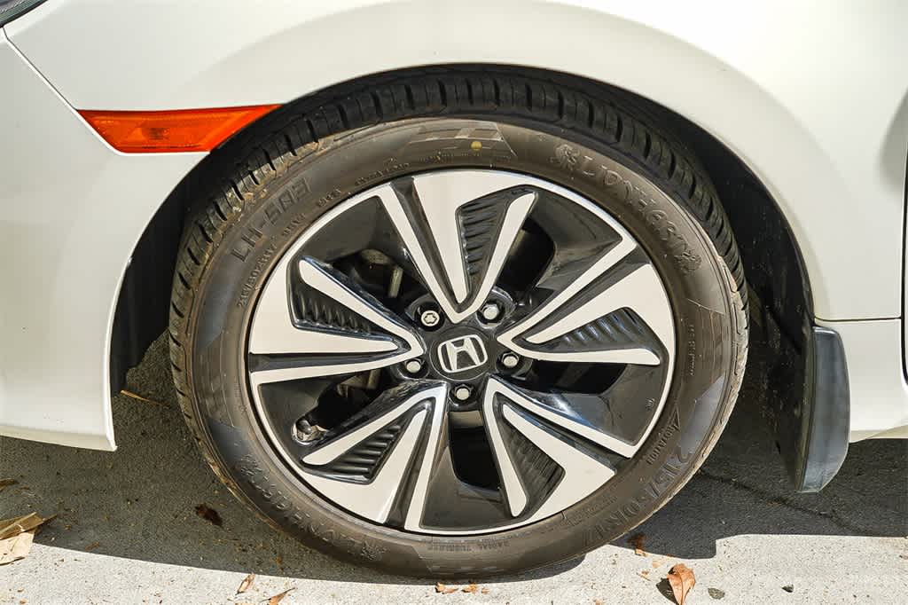 Thumbnail: 2018 Honda Civic - 10