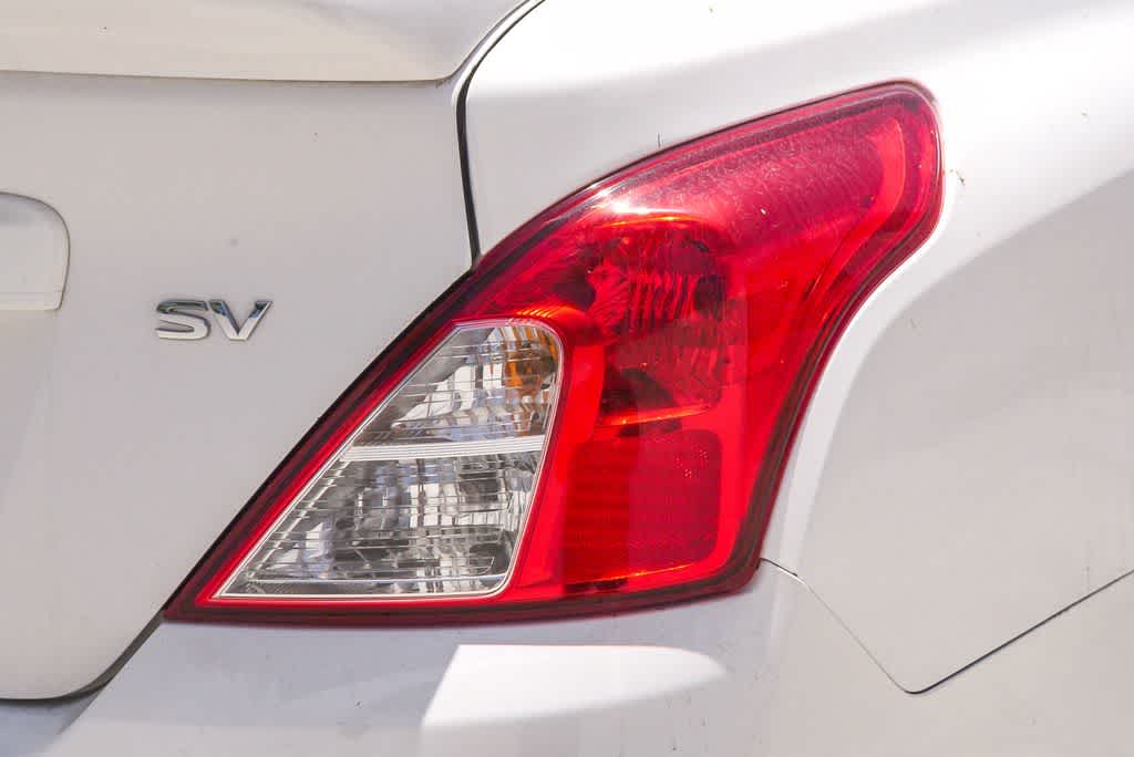 Thumbnail: 2017 Nissan Versa - 9