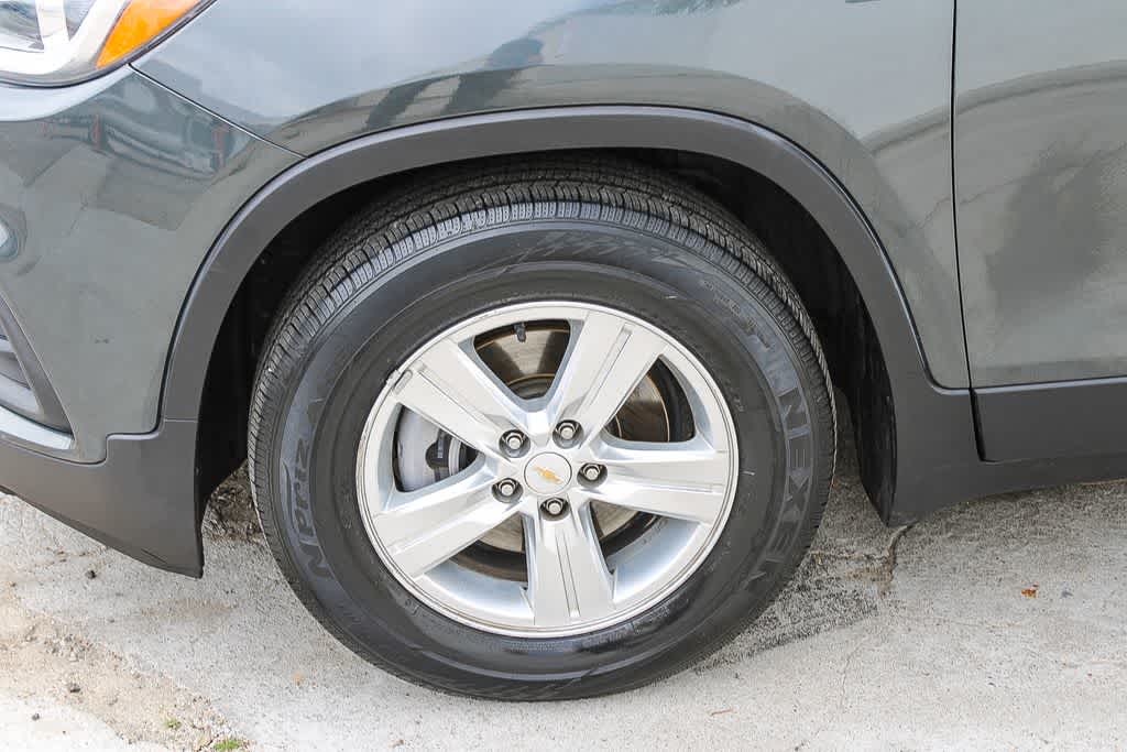 Thumbnail: 2018 Chevrolet Trax - 5