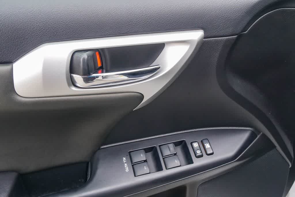Thumbnail: 2013 Lexus CT - 19