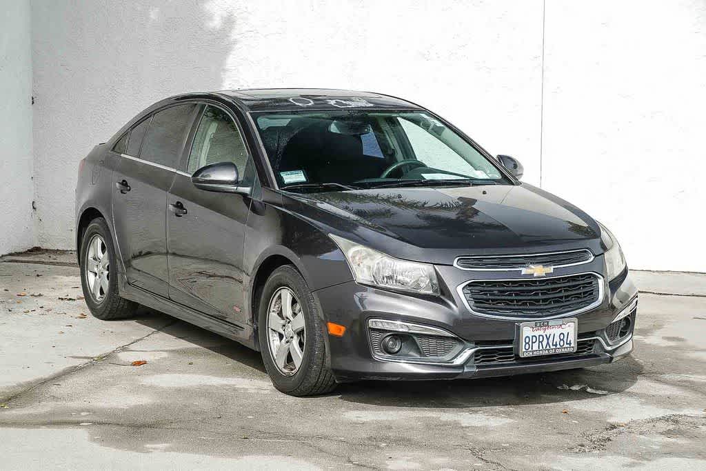 Thumbnail: 2016 Chevrolet Cruze - 3